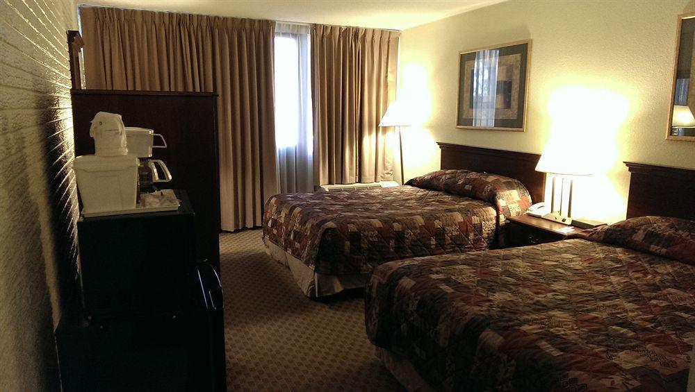 Howard Johnson By Wyndham Williamsburg Norge Exterior foto